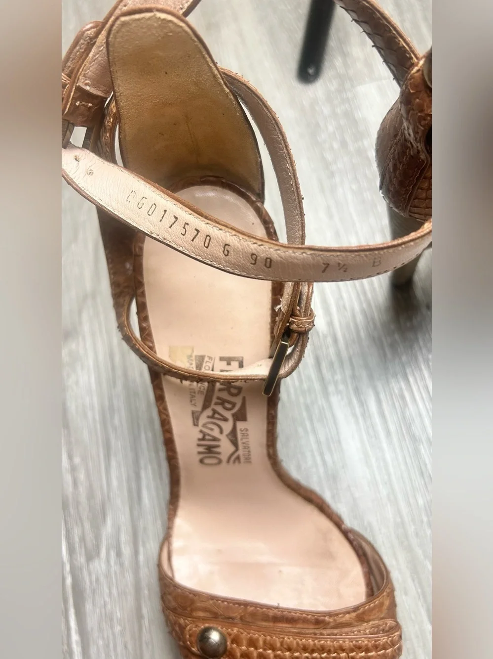 Salvatore Ferragamo Vintage Brown Snakeskin Platform High Heel Strappy 7.5 B